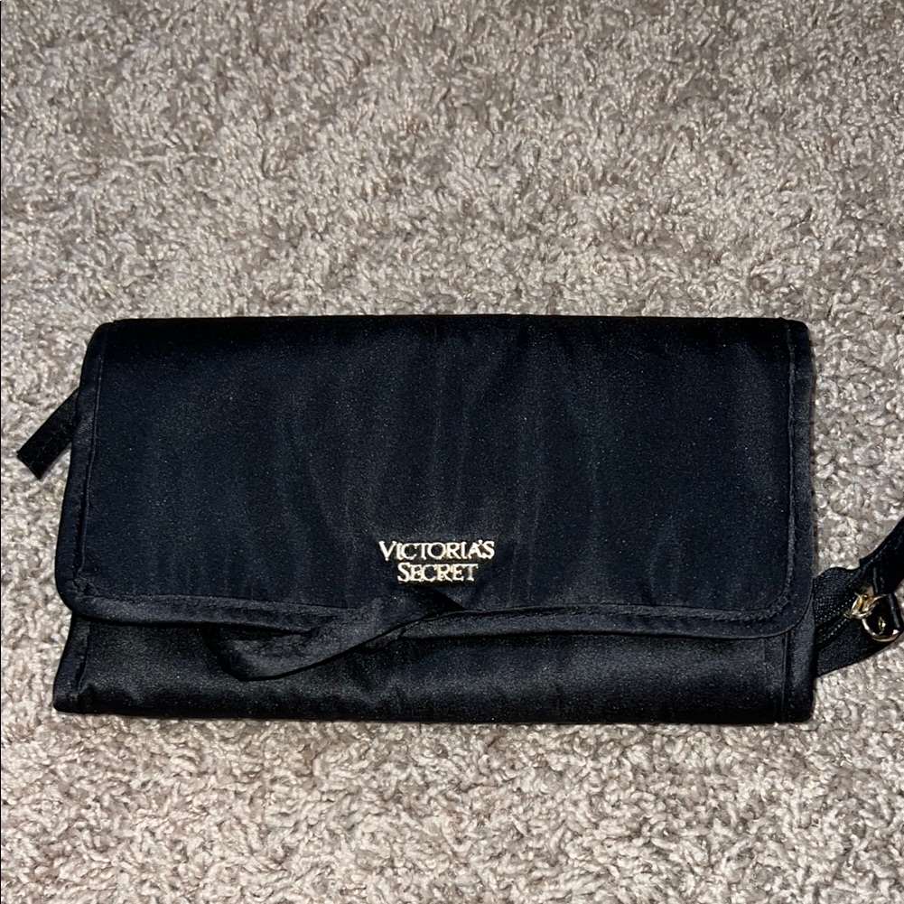 Victoria’s Secret Travel Jewelry Pouch. Nwot